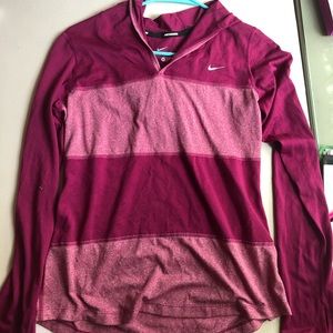 NIKE Hooded Long Sleeve